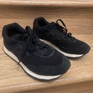 New Balance Black Athletic Shoes
